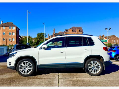 Volkswagen Tiguan SUV 2.0 TDI BlueMotion Tech Match Edition DSG 4WD Euro 6 (s/s) 5dr