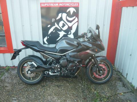 Yamaha XJ6 Diversion S Naked 600 S Diversion