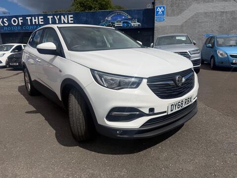 Vauxhall Grandland X SUV 1.2 Turbo SE Euro 6 (s/s) 5dr