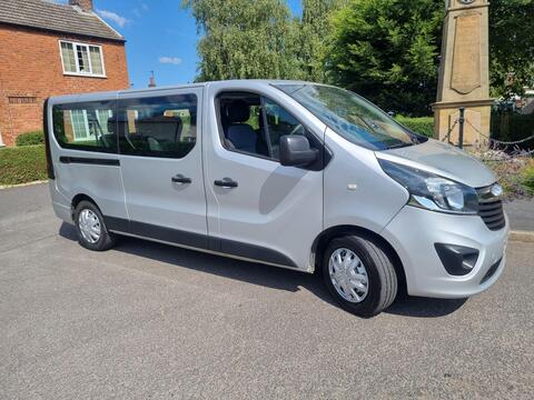 Vauxhall Vivaro Combi Van 1.6 CDTi 2900 BiTurbo L2 H1 Euro 6 (s/s) 5dr (9 Seat)