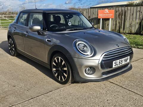 MINI Hatch Hatchback 1.5 Cooper Exclusive Steptronic Euro 6 (s/s) 5dr