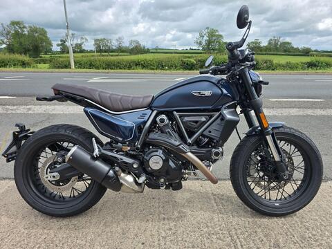 Ducati Scrambler 800 Roadster/Retro 803 Nightshift Ducati Quick Shift Euro 5