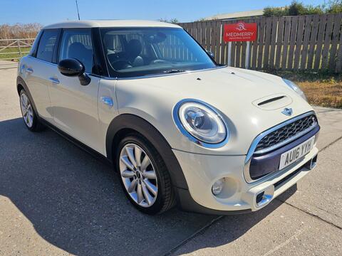 MINI Hatch Hatchback 2.0 Cooper S Auto Euro 6 (s/s) 5dr