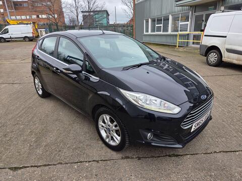 Ford Fiesta Hatchback 1.25 Zetec Euro 6 5dr