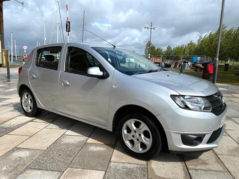 Dacia Sandero Hatchback 1.5 dCi Laureate Euro 6 (s/s) 5dr