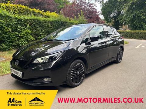 Nissan Leaf Hatchback 39kWh N-Connecta Auto 5dr