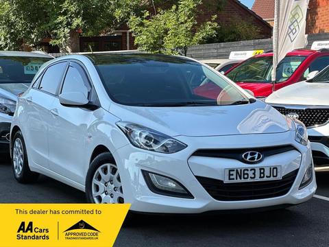 Hyundai i30 Hatchback 1.4 Classic Euro 5 5dr