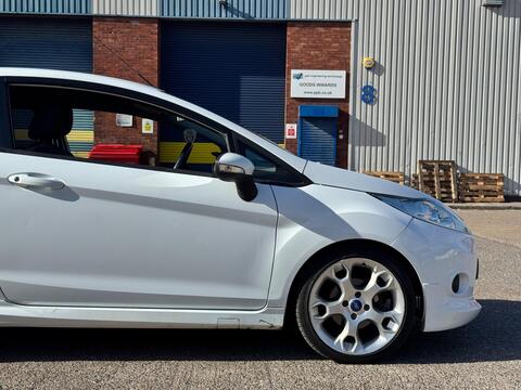 Ford Fiesta Hatchback 1.6 Zetec S 3dr