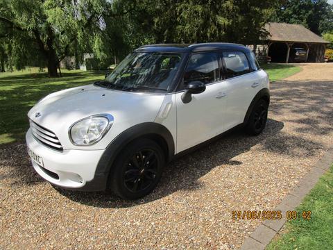 MINI Countryman SUV 2.0 Cooper D Auto Euro 5 5dr