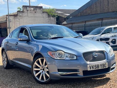 Jaguar XF Saloon 2.7d V6 Luxury Auto Euro 4 4dr