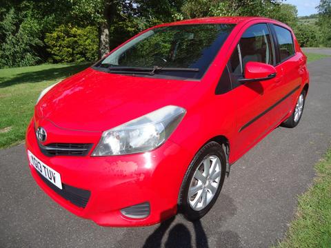 Toyota Yaris Hatchback 1.33 Dual VVT-i TR Euro 5 5dr