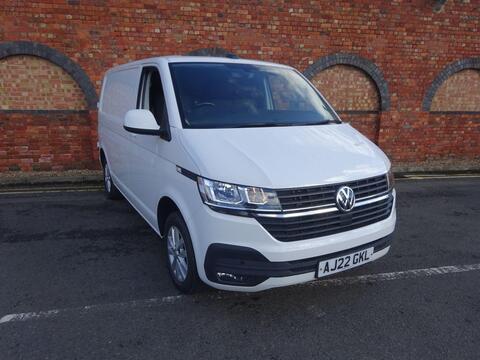 Volkswagen Transporter Panel Van 2.0 TDI T28 Highline FWD SWB Euro 6 (s/s) 5dr