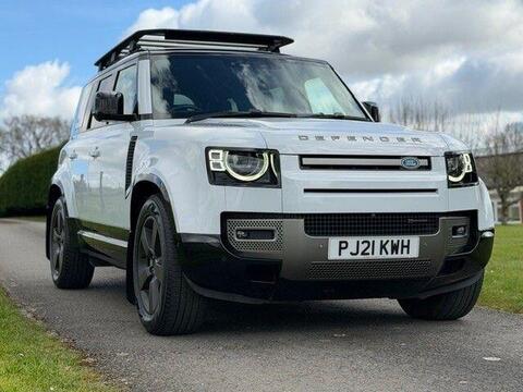 Land Rover Defender 110 SUV 3.0 D300 MHEV X-Dynamic HSE Auto 4WD Euro 6 (s/s) 5dr