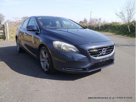 Volvo V40 Hatchback 1.6 T4 SE Lux Nav Powershift Euro 5 (s/s) 5dr