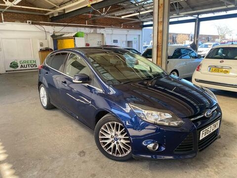 Ford Focus Hatchback 1.6 Zetec Powershift Euro 5 5dr