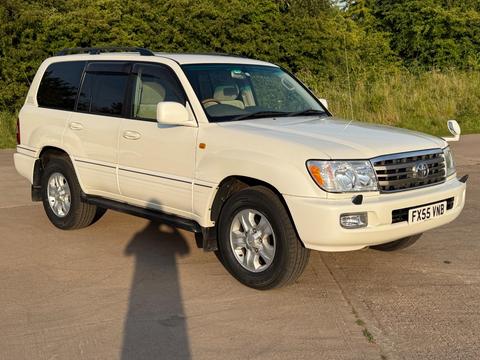 Toyota Land Cruiser Amazon SUV VX Limited V8 4.7 Prins LPG Face lifted