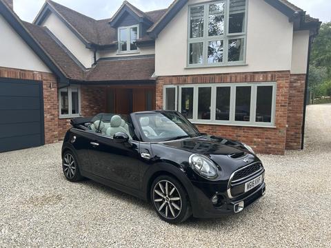 MINI Convertible Convertible 2.0 Cooper S Auto Euro 6 (s/s) 2dr