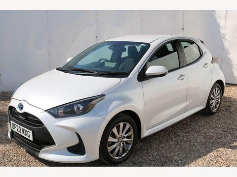 Toyota Yaris Hatchback 1.5 VVT-h Icon E-CVT Euro 6 (s/s) 5dr