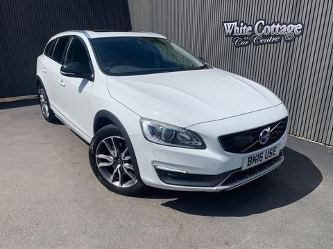 Volvo V60 Cross Country Estate 2.0 D4 Lux Nav Auto Euro 6 (s/s) 5dr