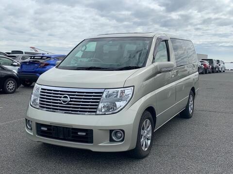 Nissan Elgrand MPV 4WD X EDITION 29000 MILES BIMTA CERT