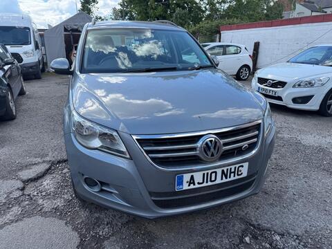 Volkswagen Tiguan SUV 2.0 TDI S 4WD Euro 5 5dr