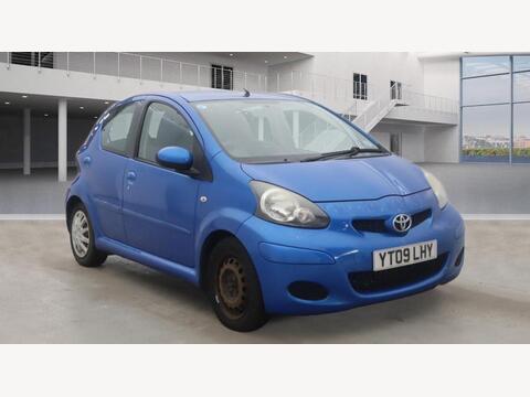 Toyota AYGO Hatchback 1.0 VVT-i Blue Euro 4 5dr