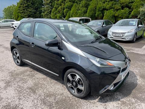 Toyota AYGO Hatchback 1.0 VVT-i x-clusiv x-shift Euro 5 5dr Euro 5