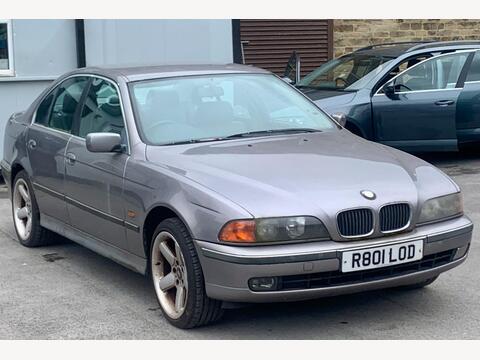 BMW 5 Series Saloon 2.5 523i SE 4dr