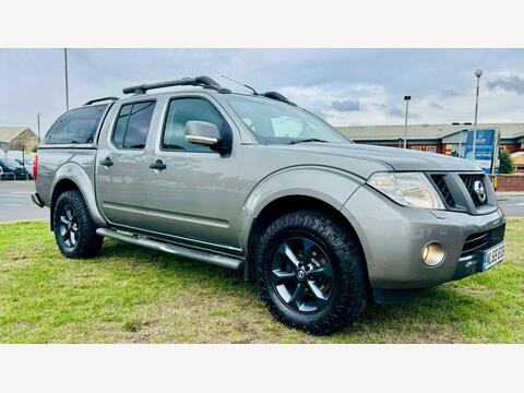 Nissan Navara Pickup 2.5 dCi Tekna 4WD Euro 5 4dr