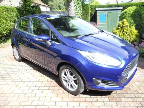 Ford Fiesta Hatchback 1.25 Zetec Euro 6 5dr