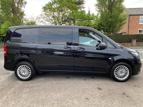 Mercedes-Benz Vito Combi Van 2.0 116 CDI Premium Crew Van G-Tronic RWD L1 Euro 6 (s/s) 5dr