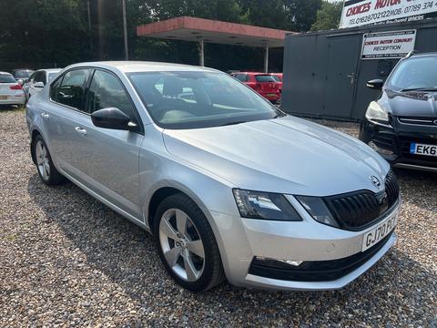 Skoda Octavia Hatchback 1.5 TSI ACT SE Drive DSG Euro 6 (s/s) 5dr