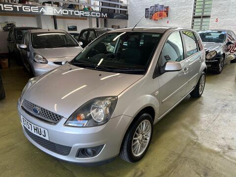 Ford Fiesta Hatchback 1.6 TDCi Zetec Climate 5dr
