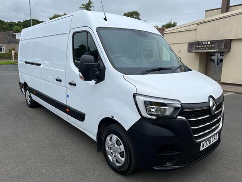 Renault Master Panel Van 2.3 dCi ENERGY 35 Business+ FWD LWB Medium Roof Euro 6 (s/s) 4dr