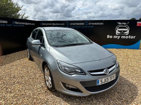 Vauxhall Astra Hatchback 1.4 16v SRi Euro 5 5dr