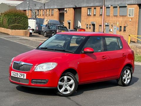 Skoda Fabia Hatchback 1.2 HTP 12V 2 5dr