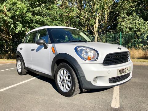 MINI Countryman SUV 1.6 One D Euro 5 (s/s) 5dr