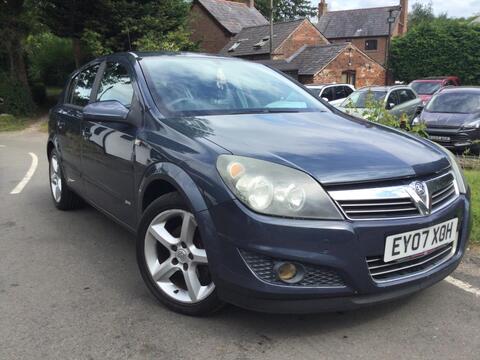 Vauxhall Astra Hatchback 1.8i 16v SRi 5dr