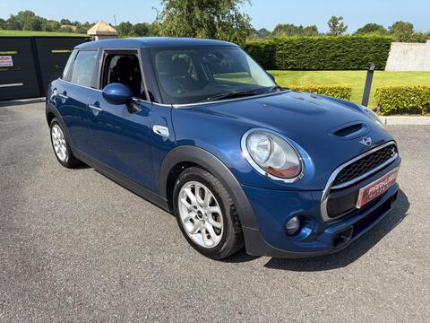 MINI Hatch Hatchback 2.0 Cooper SD Auto Euro 6 (s/s) 5dr