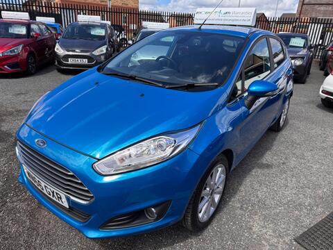Ford Fiesta Hatchback 1.0T EcoBoost Titanium Euro 6 (s/s) 5dr