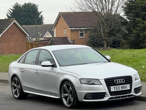 Audi A4 Saloon 2.0 TDI Black Edition Multitronic Euro 5 4dr