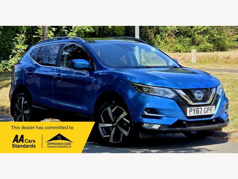 Nissan Qashqai SUV 1.2 DIG-T Tekna XTRON Euro 6 (s/s) 5dr
