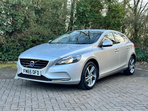Volvo V40 Hatchback 2.0 D2 SE Lux Nav Euro 6 (s/s) 5dr