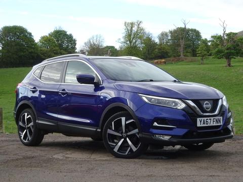 Nissan Qashqai SUV 1.2 DIG-T Tekna Euro 6 (s/s) 5dr