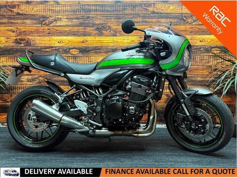 Kawasaki Z900 RS Caf&eacute; Roadster/Retro 900 Modern Classic Euro 4