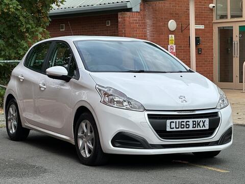 Peugeot 208 Hatchback 1.5 BlueHDi Tech Edition Euro 6 (s/s) 5dr