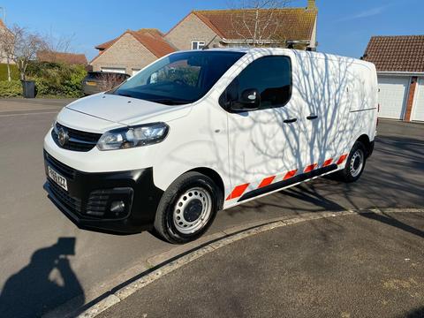 Vauxhall Vivaro Panel Van 1.5 Turbo D 2900 Edition L1 H1 Euro 6 (s/s) 5dr