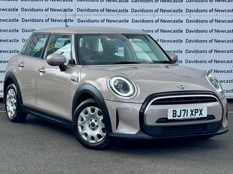 MINI Hatch Hatchback 1.5 One Classic Euro 6 (s/s) 5dr