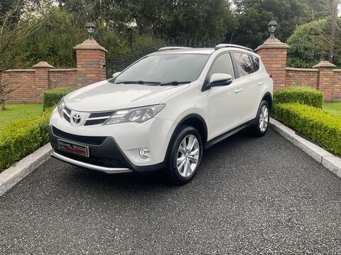 Toyota RAV4 SUV 2.2 D-4D Invincible 4WD Euro 5 5dr