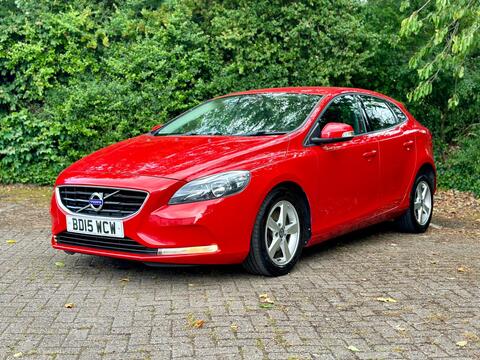 Volvo V40 Hatchback 2.0 D2 ES Nav Euro 6 (s/s) 5dr